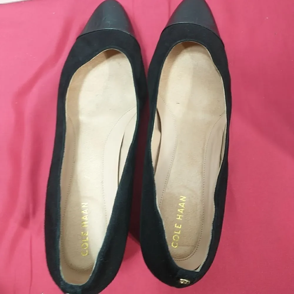 Cole Haan The Go-To Pump Women’s Size 9.5B Black Croc Leather / Suede Heels.